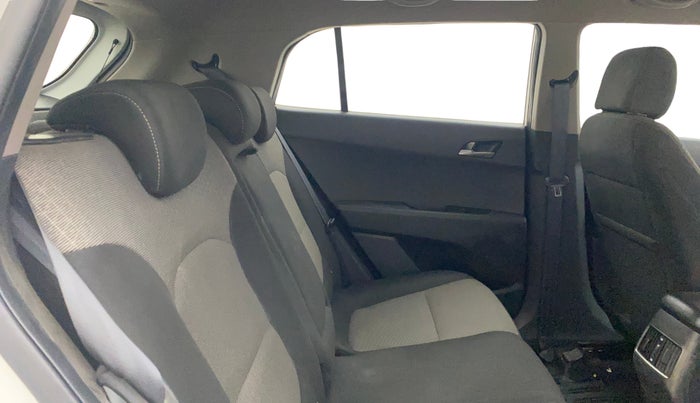 2017 Hyundai Creta SX PLUS AT 1.6 PETROL, Petrol, Automatic, 86,080 km, Right Side Rear Door Cabin