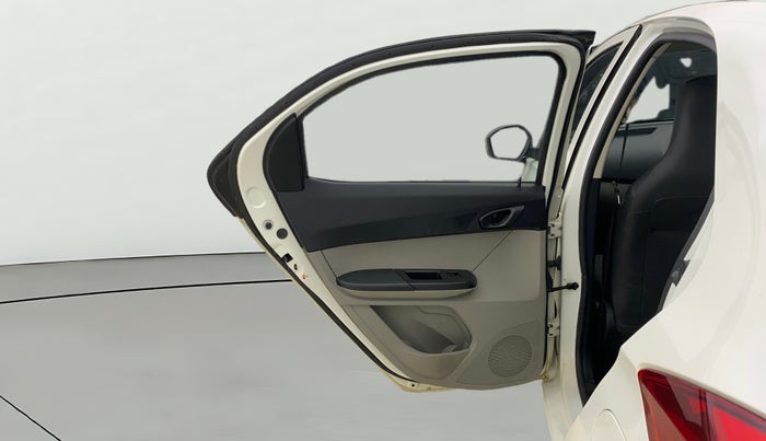 2018 Tata Tiago XM PETROL, Petrol, Manual, 24,218 km, LHS Rear Door