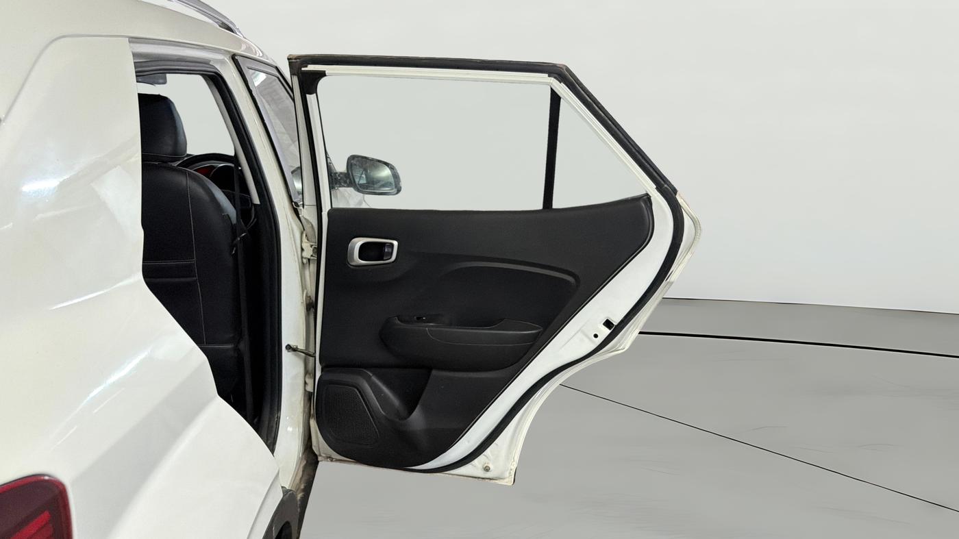 2021 Hyundai VENUE S+ 1.2, Petrol, Manual, 16,336 km, RHS Rear Door