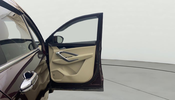 2022 MG HECTOR SHARP 1.5 PETROL CVT, Petrol, Automatic, 24,061 km, RHS Front Door