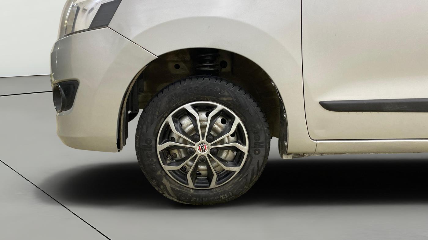 2014 Maruti Wagon R 1.0 LXI CNG, CNG, Manual, 77,391 km, Left Front Wheel