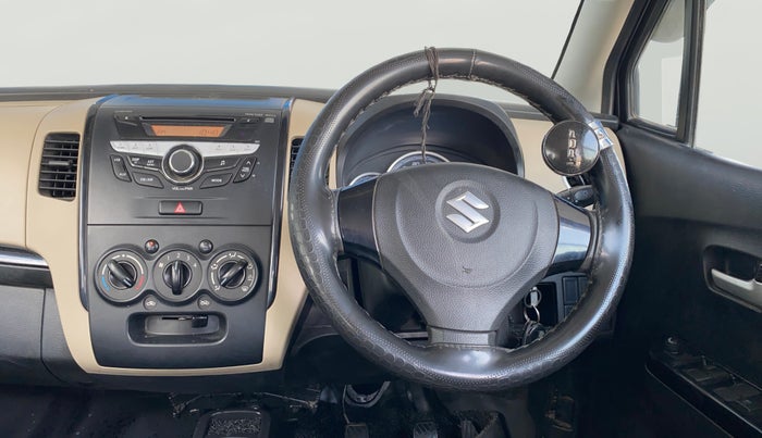 2018 Maruti Wagon R 1.0 VXI, Petrol, Manual, 39,641 km, Steering Wheel Close Up