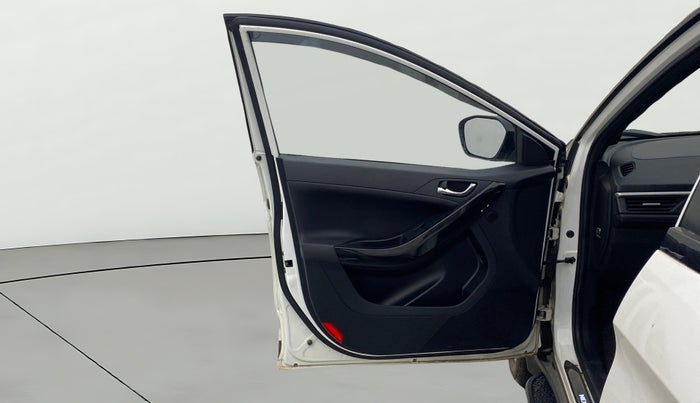 2024 Tata NEXON FEARLESS + SUNROOF DCA DUAL TONE 1.2 PETROL, Petrol, Automatic, 12,643 km, LHS Front Door