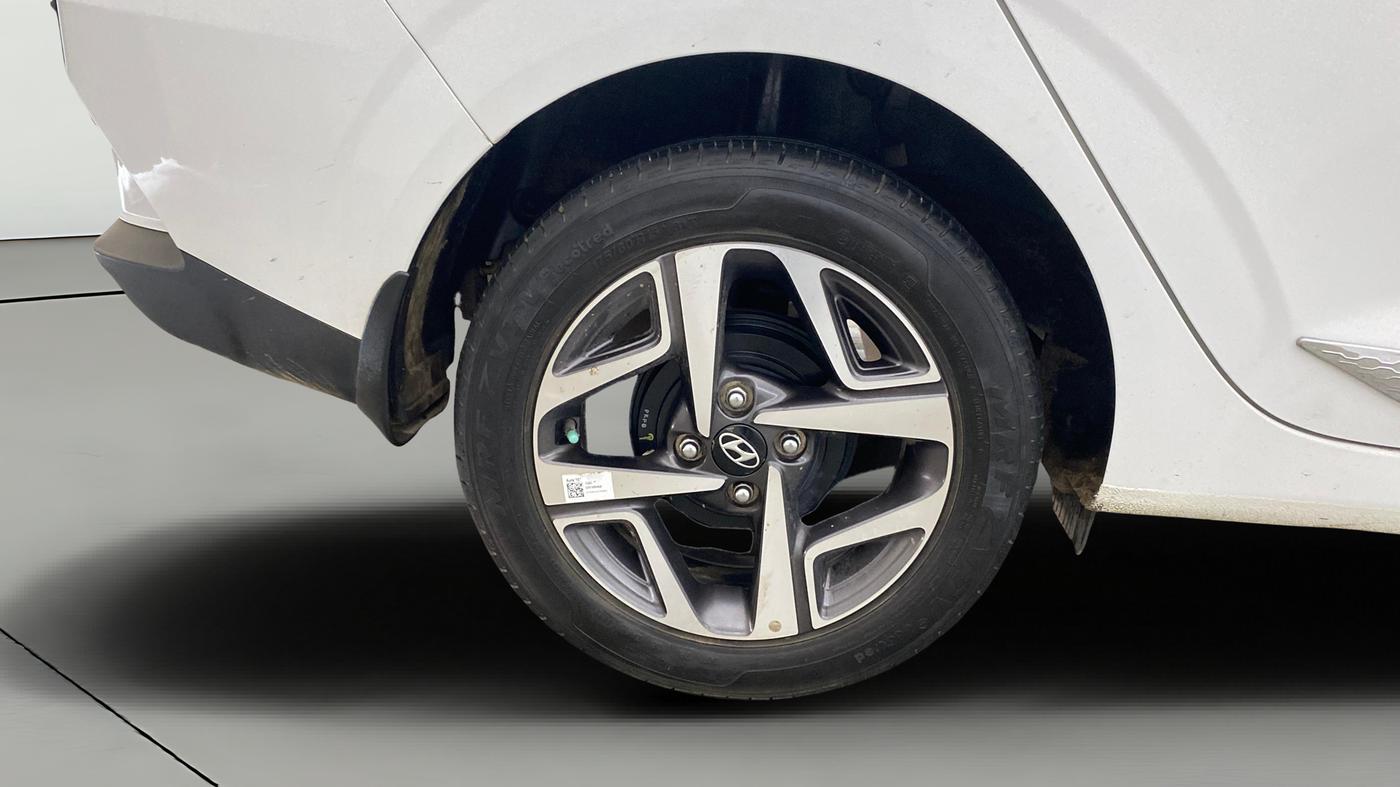 2022 Hyundai AURA SX 1.2 CNG, CNG, Manual, 9,680 km, Right Rear Wheel