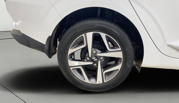 2022 Hyundai AURA SX 1.2 CNG, CNG, Manual, 9,680 km, Right Rear Wheel