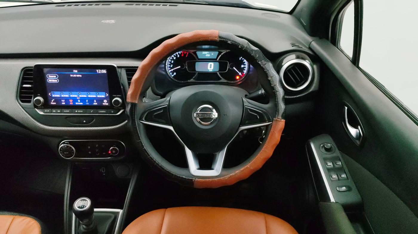 2020 Nissan Kicks XV TURBO 1.3, Petrol, Manual, 33,282 km, Steering Wheel Close Up