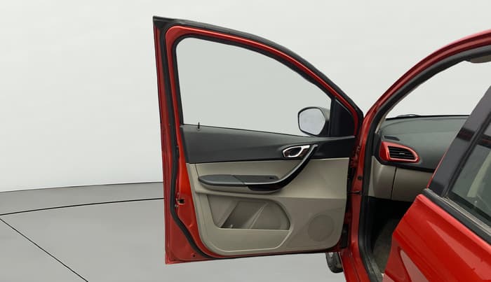 2018 Tata Tiago XZ PETROL, Petrol, Manual, 65,737 km, LHS Front Door