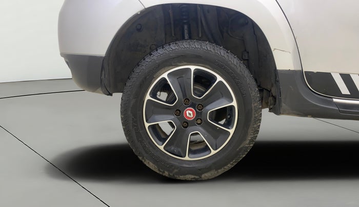 2017 Renault Duster RXS CVT, Petrol, Automatic, 1,09,289 km, Right Rear Wheel