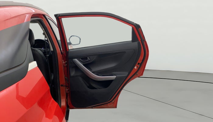 2020 Tata NEXON XM SUNROOF PETROL, Petrol, Manual, 46,889 km, RHS Rear Door