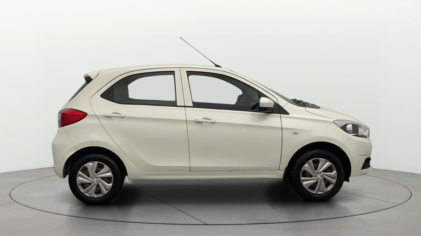 2018 Tata Tiago XT PETROL, Petrol, Manual, 81,873 km, Right Side View