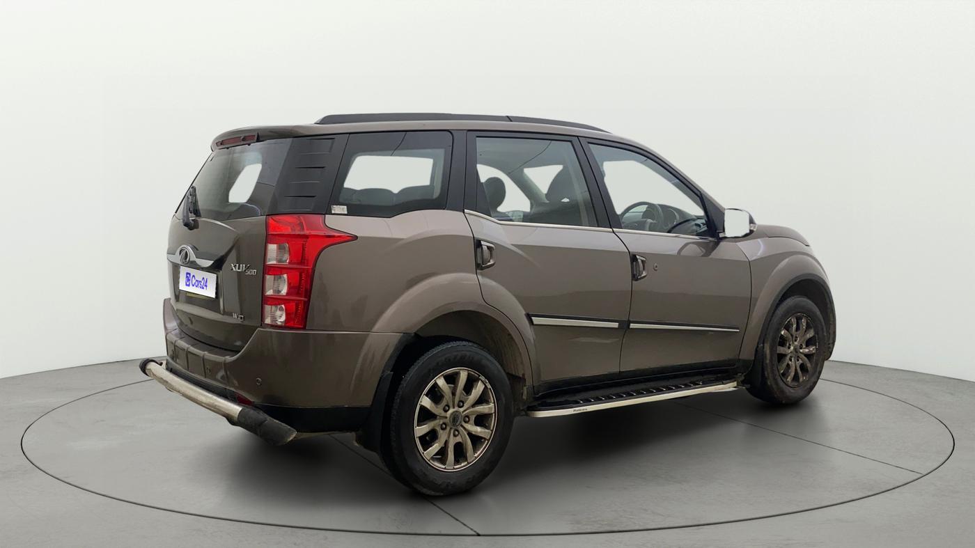 2018 Mahindra XUV500 W10, Diesel, Manual, 55,972 km, Right Back Diagonal