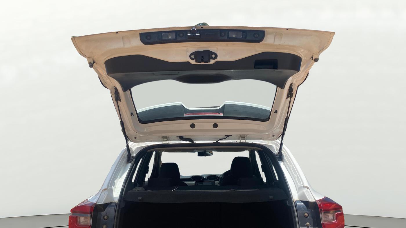 2022 Nissan MAGNITE XV PREMIUM TURBO (O) CVT, Petrol, Automatic, 91,247 km, Boot Door Open