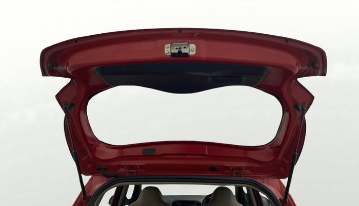 2017 Hyundai Grand i10 SPORTZ (O) AT 1.2 KAPPA VTVT, Petrol, Automatic, 45,928 km, Boot Door Open