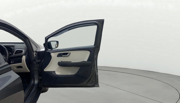 2023 Tata ALTROZ XZA + SUNROOF, Petrol, Automatic, 37,338 km, RHS Front Door