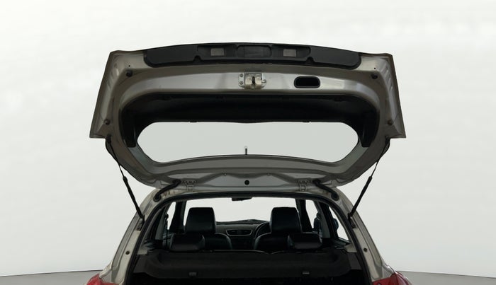 2016 Maruti Swift VXI, Petrol, Manual, 69,396 km, Boot Door Open