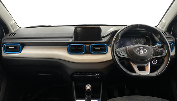 2023 Tata PUNCH CREATIVE  MT, Petrol, Manual, 18,437 km, Dashboard