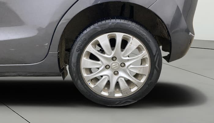 2016 Maruti Baleno ALPHA PETROL 1.2, Petrol, Manual, 57,722 km, Left Rear Wheel