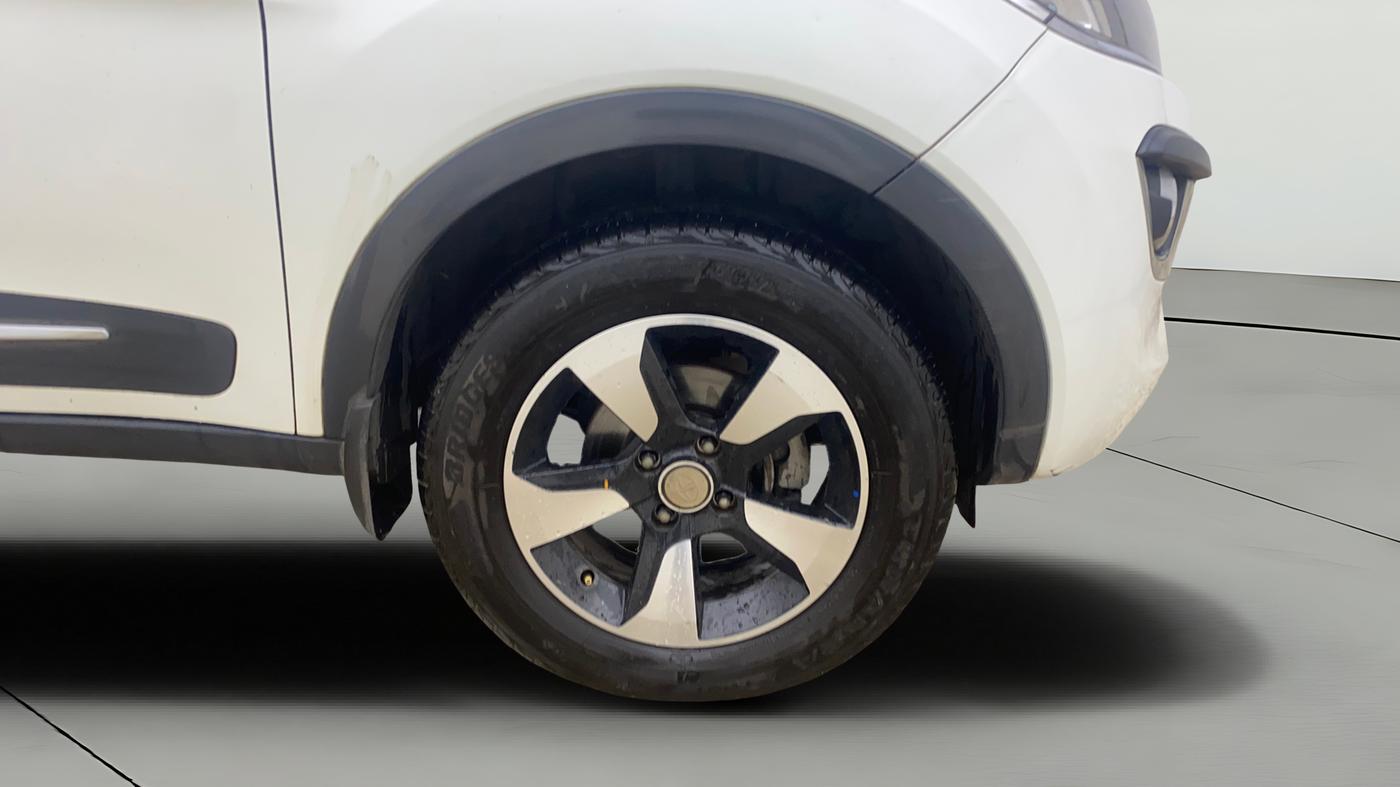 2018 Tata NEXON XZ PLUS PETROL, Petrol, Manual, 78,066 km, Right Front Wheel