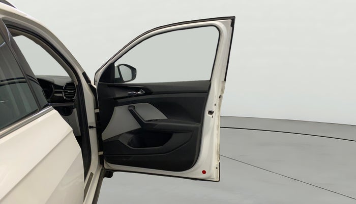 2021 Skoda KUSHAQ STYLE 1.0L TSI AT, Petrol, Automatic, 50,063 km, RHS Front Door