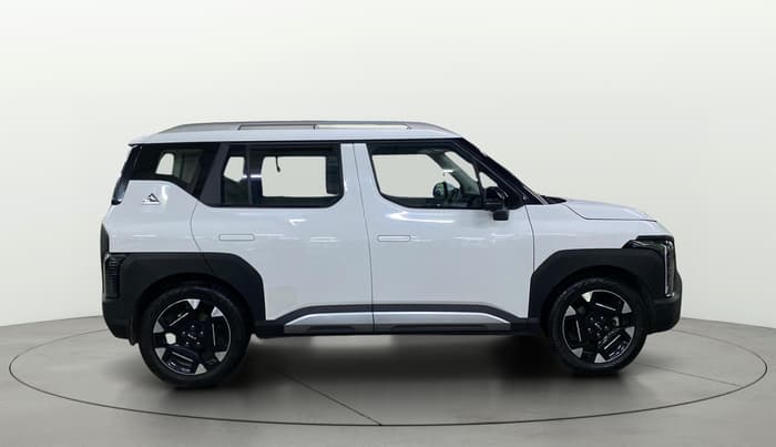 2025 KIA SYROS HTX Plus (O) 1.5 Diesel 6AT, Diesel, Automatic, 4,710 km, Right Side View