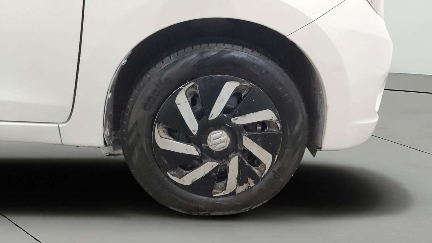 2017 Maruti Celerio VXI, Petrol, Manual, 35,655 km, Right Front Wheel