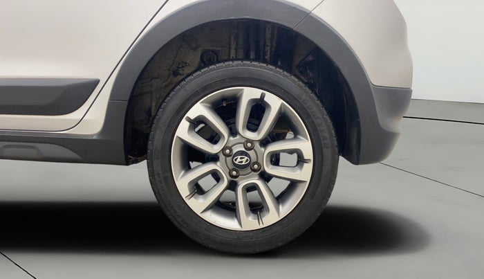 2018 Hyundai i20 Active 1.2 SX, Petrol, Manual, 18,544 km, Left Rear Wheel