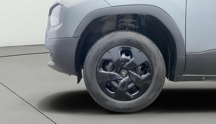 2022 Tata PUNCH ADVENTURE MT, Petrol, Manual, 32,216 km, Left Front Wheel