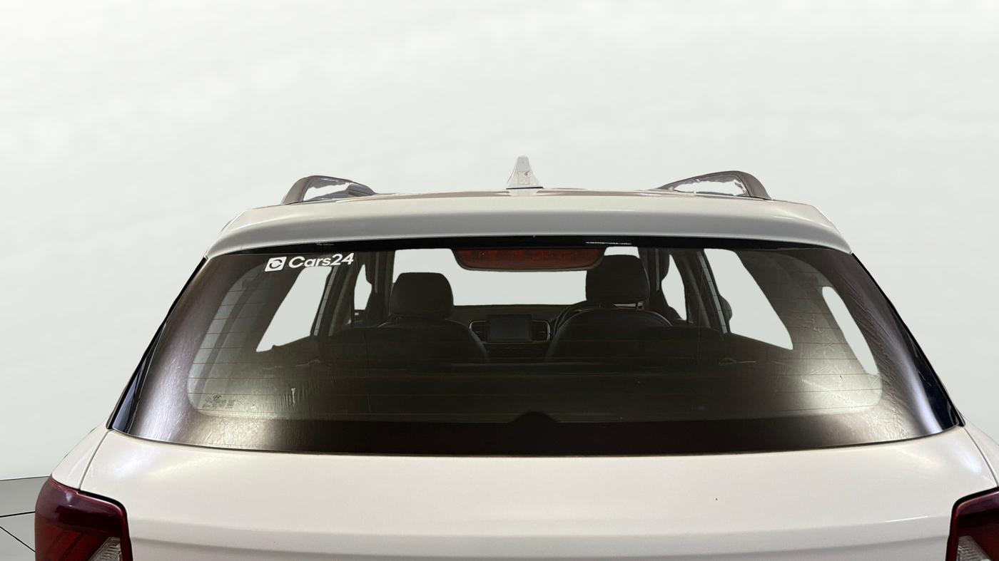 2022 Hyundai VENUE S+ 1.2, Petrol, Manual, 30,871 km, Rear Windshield