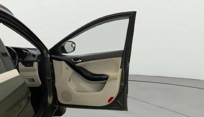 2021 Tata NEXON XZA PLUS (O) PETROL, Petrol, Automatic, 79,276 km, RHS Front Door