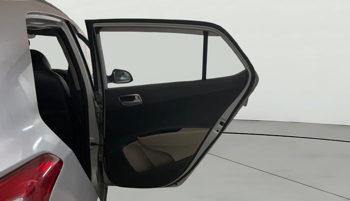 2015 Hyundai Grand i10 SPORTZ 1.2 KAPPA VTVT, CNG, Manual, 75,804 km, RHS Rear Door