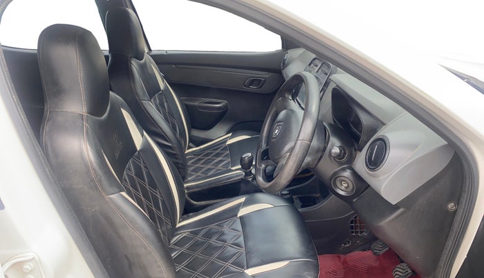 2017 Renault Kwid RXT 1.0 (O), CNG, Manual, 91,067 km, Right Side Front Door Cabin