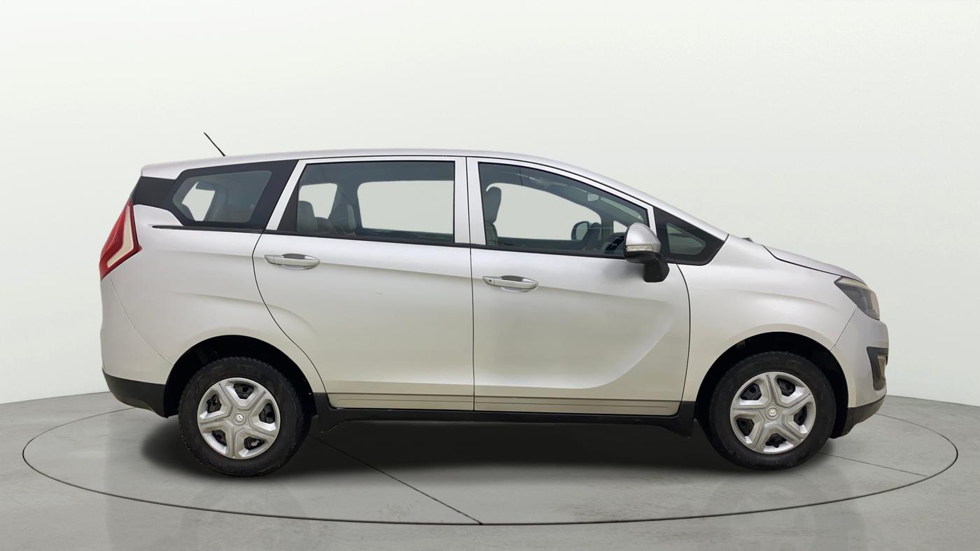 2019 Mahindra MARAZZO M4 8 STR, Diesel, Manual, 1,10,656 km, Right Side View