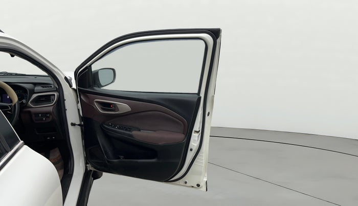 2023 Maruti FRONX DELTA PLUS 1.2MT, Petrol, Manual, 21,841 km, RHS Front Door