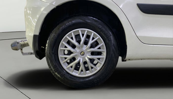 2017 Maruti Swift VXI, Petrol, Manual, 1,15,743 km, Right Rear Wheel