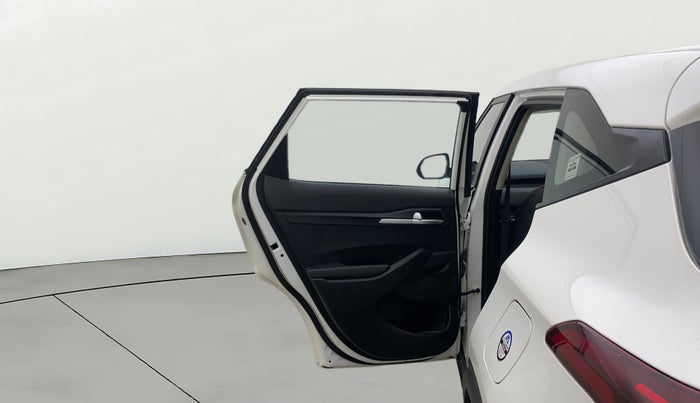 2021 KIA SELTOS HTE 1.5 PETROL, Petrol, Manual, 18,172 km, LHS Rear Door