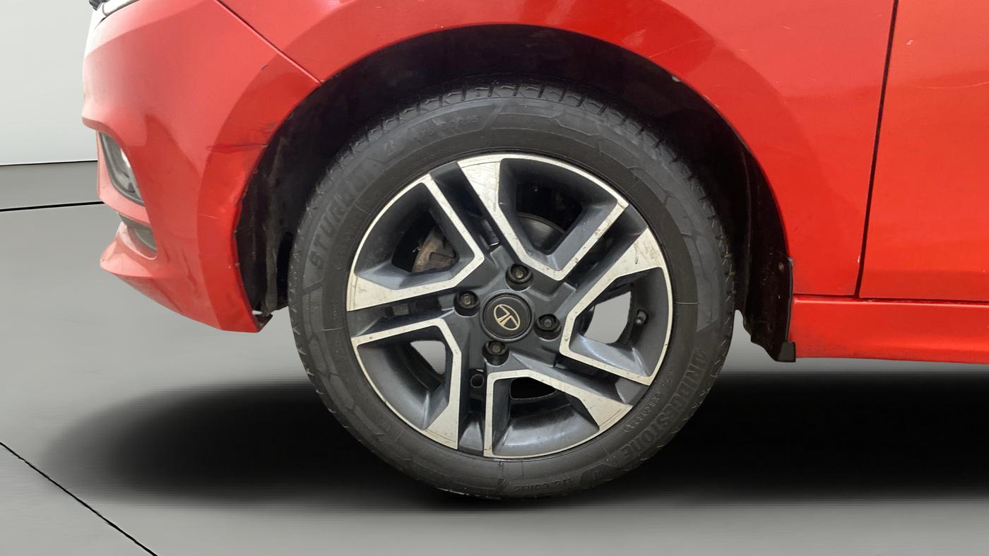 2020 Tata Tiago XZA PLUS PETROL, Petrol, Automatic, 98,344 km, Left Front Wheel