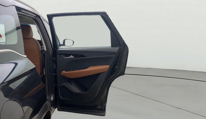 2021 MG HECTOR PLUS SHARP 1.5 PETROL TURBO CVT 6-STR, Petrol, Automatic, 73,400 km, RHS Rear Door