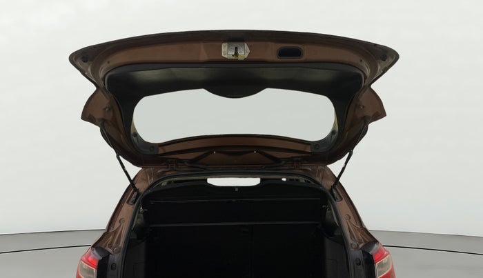 2015 Maruti S Cross ZETA 1.3, Diesel, Manual, 20,896 km, Boot Door Open