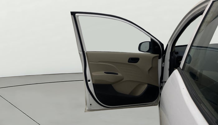 2022 Hyundai NEW SANTRO MAGNA, Petrol, Manual, 37,008 km, LHS Front Door