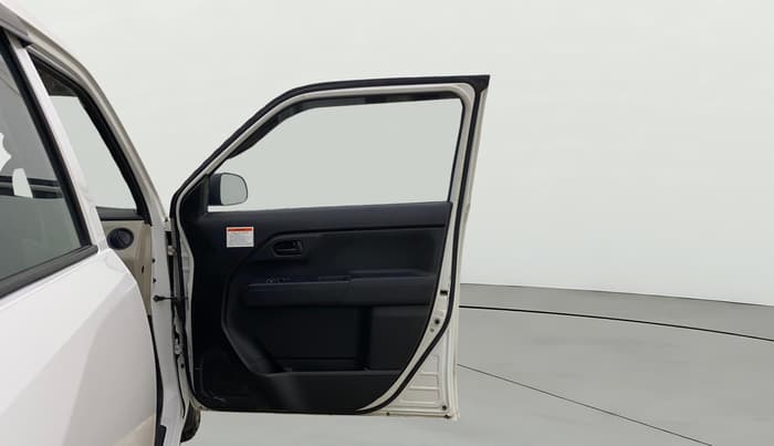 2021 Maruti New Wagon-R LXI CNG 1.0, CNG, Manual, 37,149 km, RHS Front Door