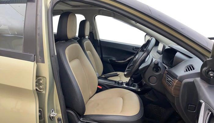 2022 Tata NEXON XZ PLUS PETROL KAZIRANGA, Petrol, Manual, 51,223 km, Right Side Front Door Cabin