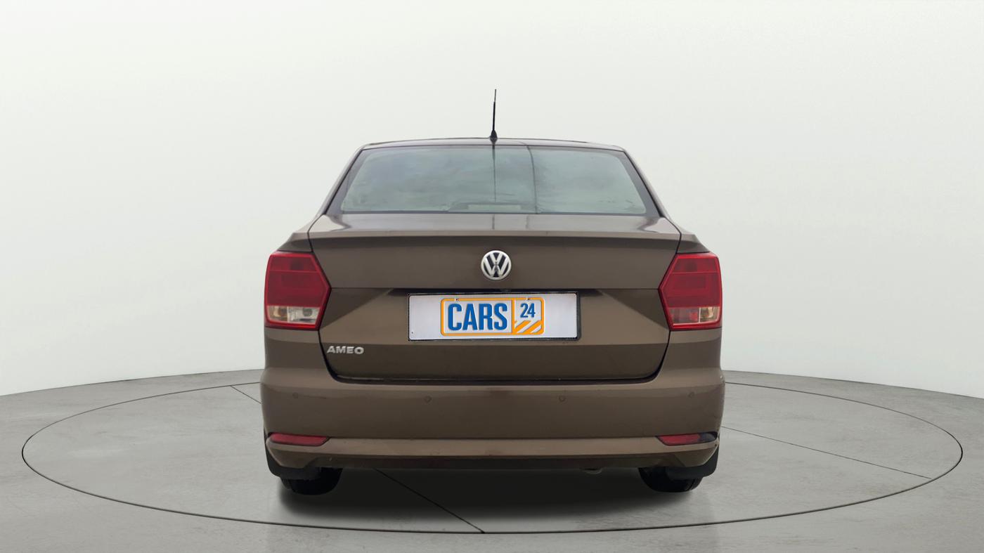 2016 Volkswagen Ameo HIGHLINE1.2L, Petrol, Manual, 67,291 km, Back/Rear