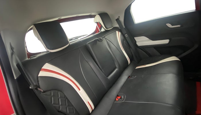 2021 Tata PUNCH CREATIVE  1.2 RTN DUAL TONE, Petrol, Manual, 33,817 km, Right Side Rear Door Cabin