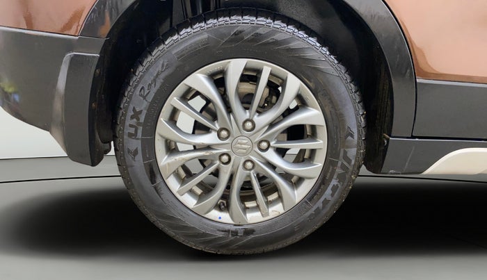 2016 Maruti S Cross ZETA 1.3, Diesel, Manual, 1,11,866 km, Right Rear Wheel