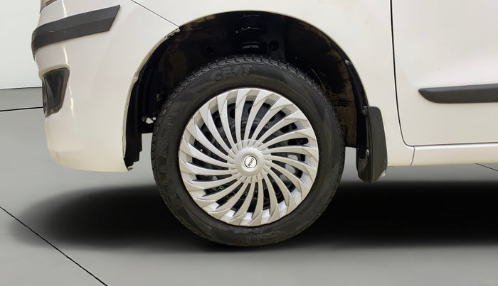 2016 Maruti Wagon R 1.0 VXI, Petrol, Manual, 45,423 km, Left Front Wheel