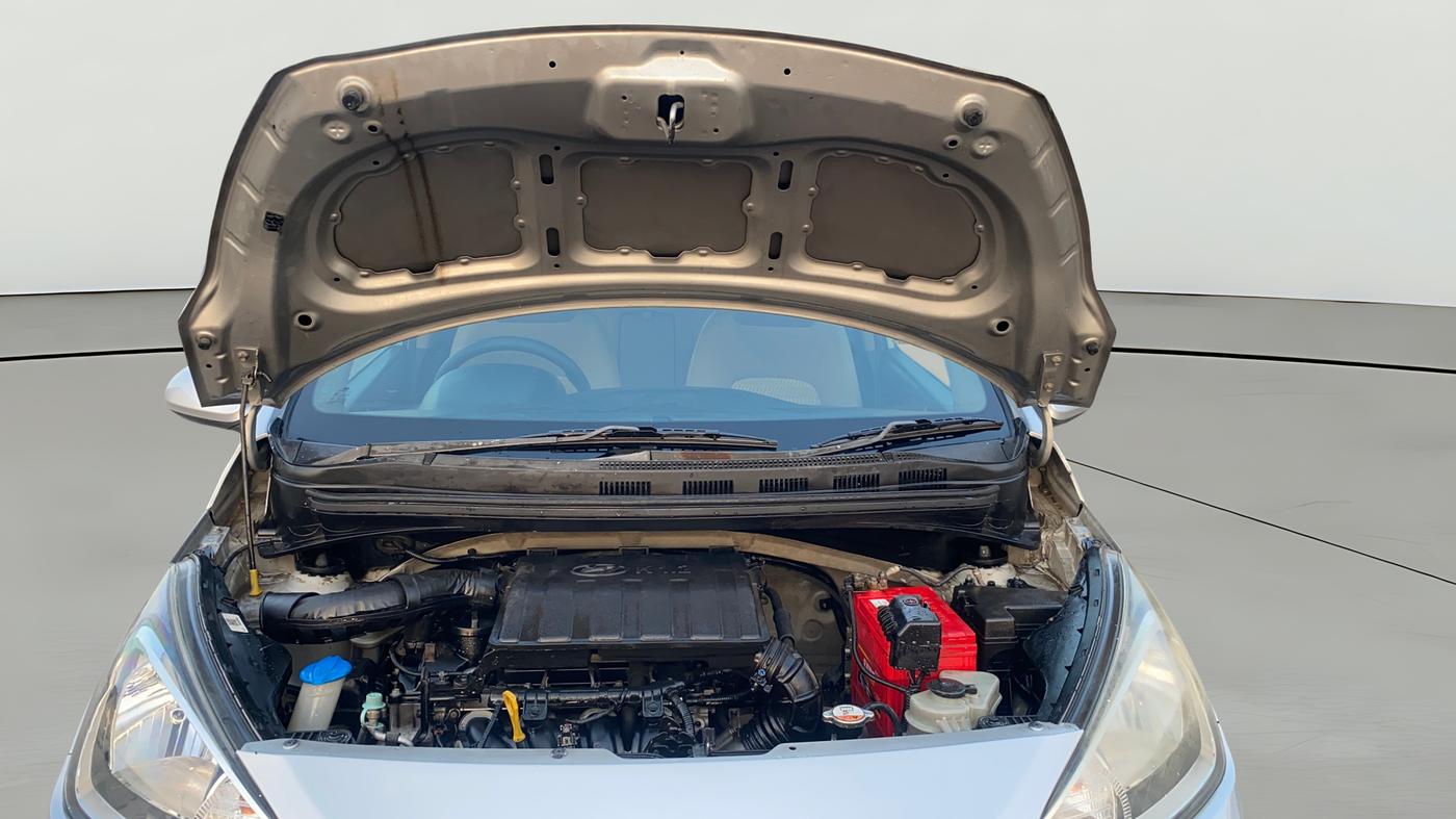 2017 Hyundai Xcent E+, Petrol, Manual, 1,01,762 km, Open Bonet
