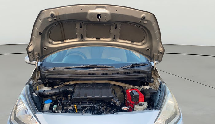 2017 Hyundai Xcent E+, Petrol, Manual, 1,01,762 km, Open Bonet