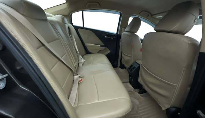 2018 Honda City 1.5L I-VTEC V MT, Petrol, Manual, 50,768 km, Right Side Rear Door Cabin