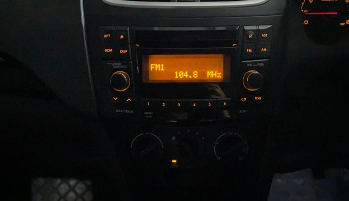 2015 Maruti Swift VXI, Petrol, Manual, 33,785 km, Air Conditioner