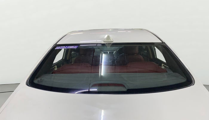 2017 Hyundai Verna 1.6 CRDI SX, Diesel, Manual, 1,00,677 km, Rear Windshield
